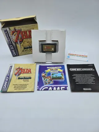 The Legend of Zelda: A Link to the Past + Four Swo