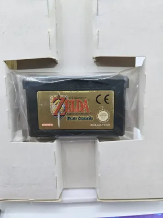 The Legend of Zelda: A Link to the Past + Four Swo