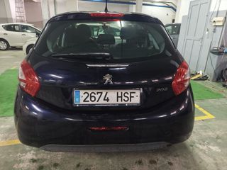 Peugeot 208 2014