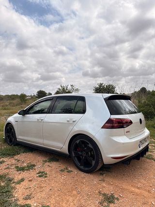 Volkswagen Golf 7 Gti  2016
