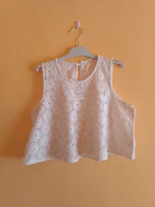 Top calado blanco Talla M-L