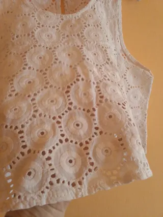 Top calado blanco Talla M-L