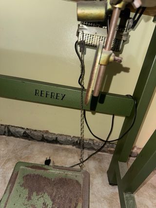 Máquina d coser industrial Refrey Mod 430 RPM 5000