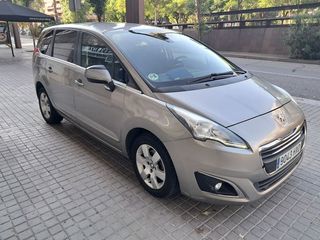 Peugeot 5008 Style 1.6 HDI 115 FAP