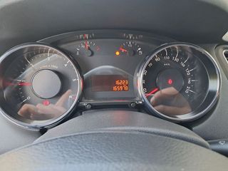 Peugeot 5008 Style 1.6 HDI 115 FAP