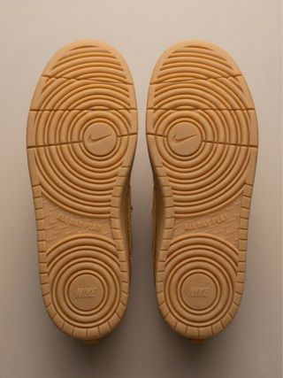 Nike Court Borough Low 2 Wheat Talla 42