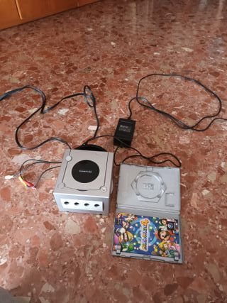 Nintendo GameCube + Mario Party 4 Plata