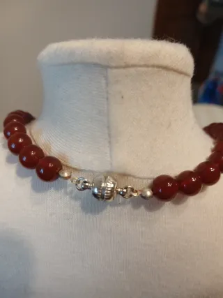 Girocollo corniola rosso scuro