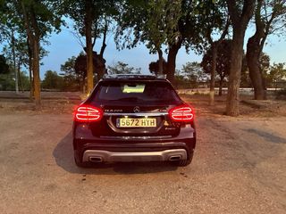 Mercedes-Benz GLA 2014