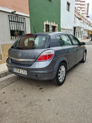 Opel Astra 2004