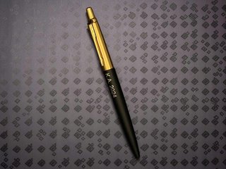 Bolígrafo Parker Dorado y Negro