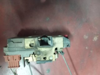 Cerradura Trasera Izquierda Peugeot 206