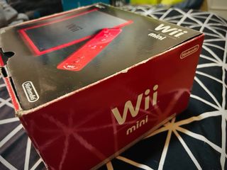 Nintendo Wii Mini Rossa + Giochi - FUNZIONA