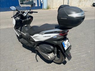 Kawasaki J300 Blanca
