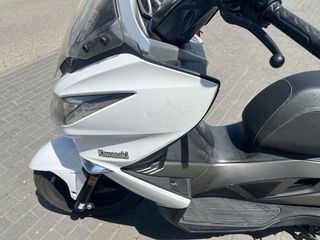 Kawasaki J300 Blanca