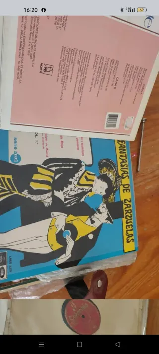 En venta discos y cassettes
