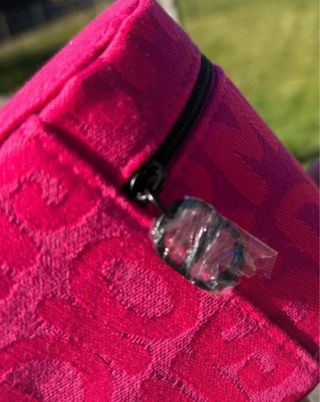 Neceser rosa con logo