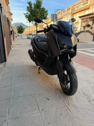 Yamaha XMAX 300 Negra Automática