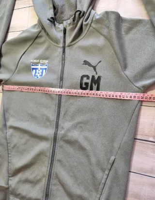 Chaqueta Puma Gris con Cremallera y Capucha