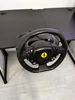 Volante ThrustmasterT80 Ferrari Edición PS5y4 y PC