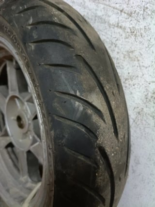 Llanta Suzuki Burgman 125 (2010)