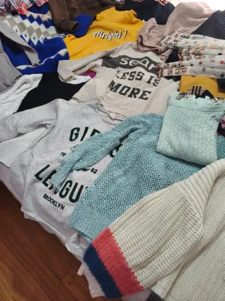 Lote jerseys y sudaderas mujer, talla s,m y L.