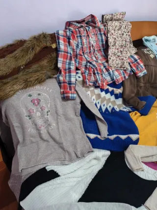 Lote jerseys y sudaderas mujer, talla s,m y L.