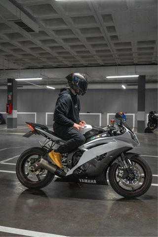 Yamaha R6R 2010