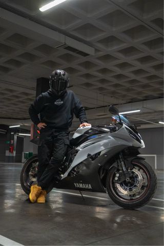 Yamaha R6R 2010