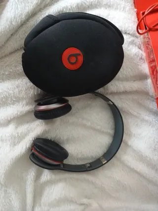 Beats by Dr. Dre Solo Auriculares Negros