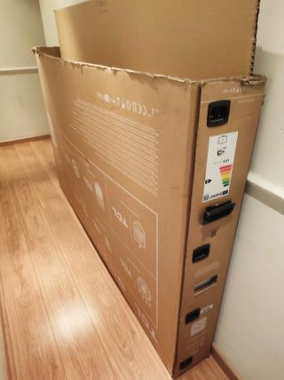 TCL 85 QD-Mini C7K 4K GAMA ALTA - PANTALLA DAÑADA
