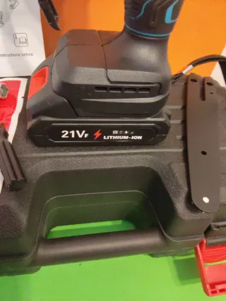 Mini motosierra 21V a batería