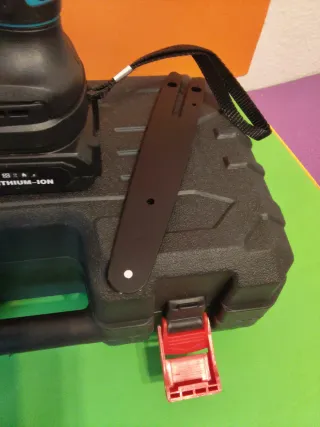 Mini motosierra 21V a batería