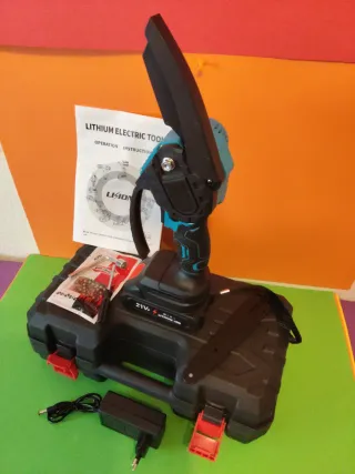 Mini motosierra 21V a batería