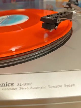 Tocadiscos Technics japonés