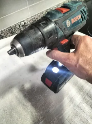 Taladro Bosch 18V Li-Ion