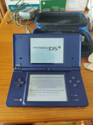 Nintendo DS Blu + 9 Giochi, Caricatore e Custodia