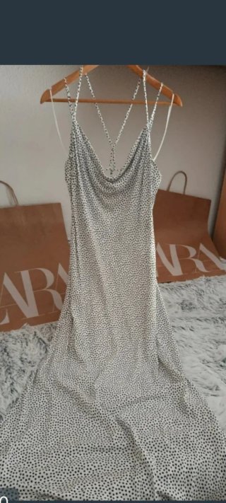 Vestido largo Zara lunares blanco y negro