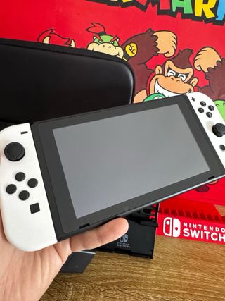 XAJ70000389207 Nintendo Switch V1 2016 completa