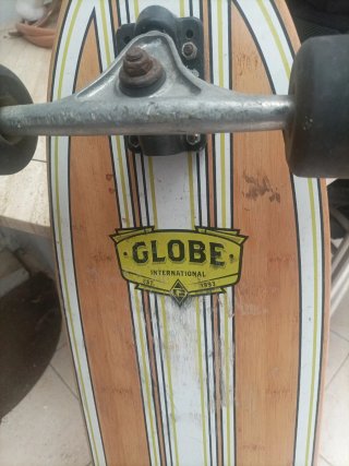 Monopatín Globe International