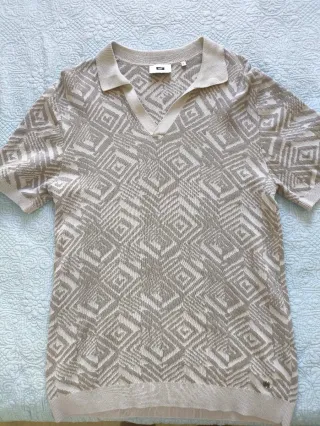 Camicie e polo a maniche corte di diverse marche