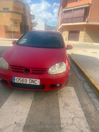 Volkswagen Golf 2004