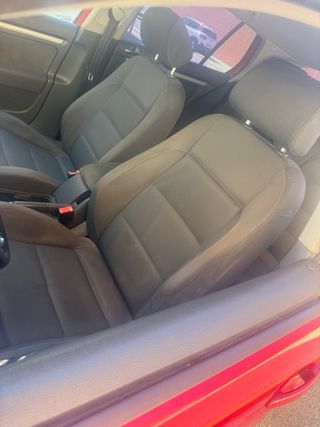 Volkswagen Golf 2004