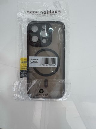 Funda iPhone 14 Pro Negra Magnética