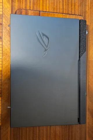 ASUS ROG Strix G17 RTX 3080 150W Ryzen 9 6900hx