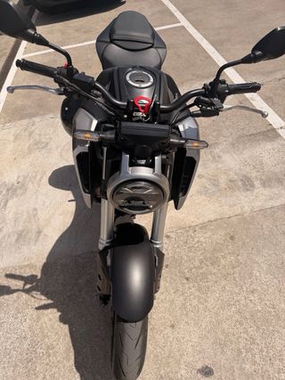 Honda CB125R