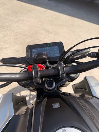 Honda CB125R
