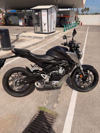 Honda CB125R