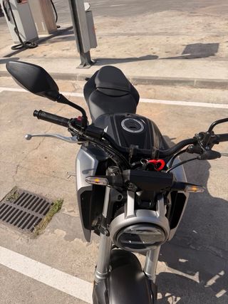 Honda CB125R