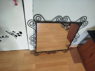 Espejo de forja negro